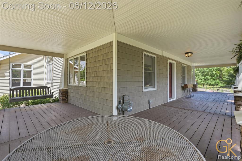 1293 Burns Road Milford, MI 48381 - Photo 8 of 82