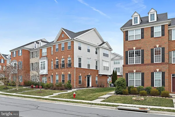 $701,000 | 23196 Wrathall Drive, Ashburn, VA 20148