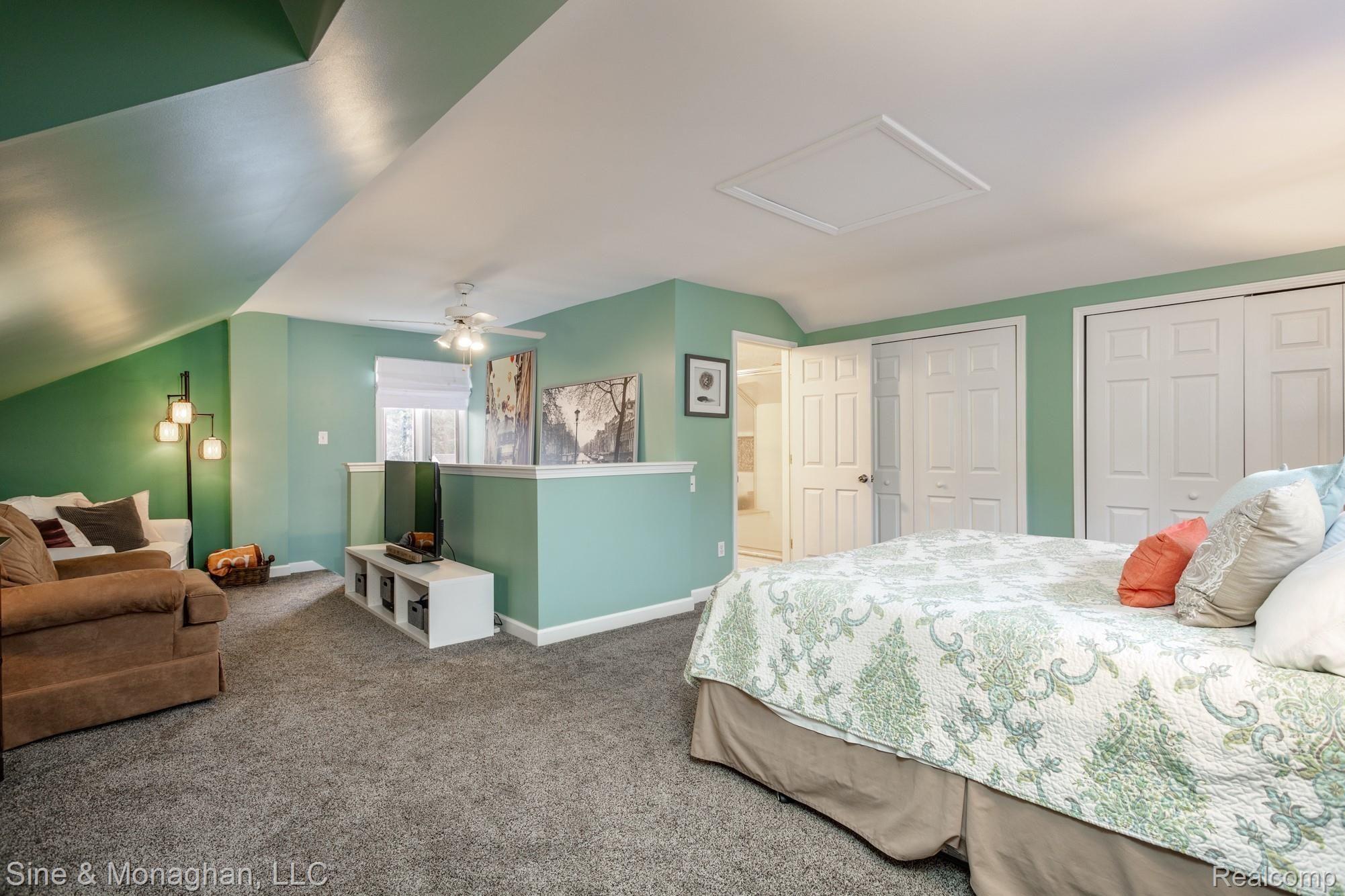 1015 Hawthorne Road Grosse Pointe, MI 48236 - Photo 21 of 40 1015 Hawthorne S013.jpg