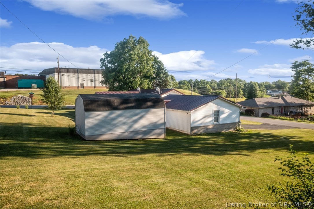 704 Ridgeview Drive Salem, IN 47167 - Photo 3 of 42 Gallery Image 3