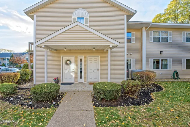 $210,000 | 505 Greenwich Drive, Albany, NY 12203