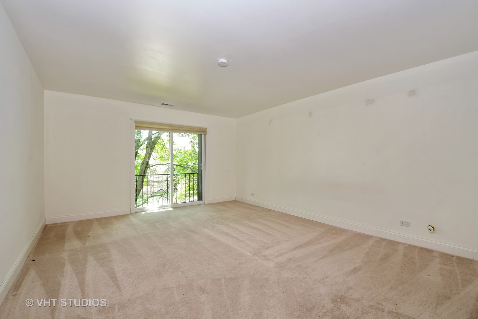 4000 Dundee Road, Unit 305 Northbrook, IL 60062 - Photo 6 of 12