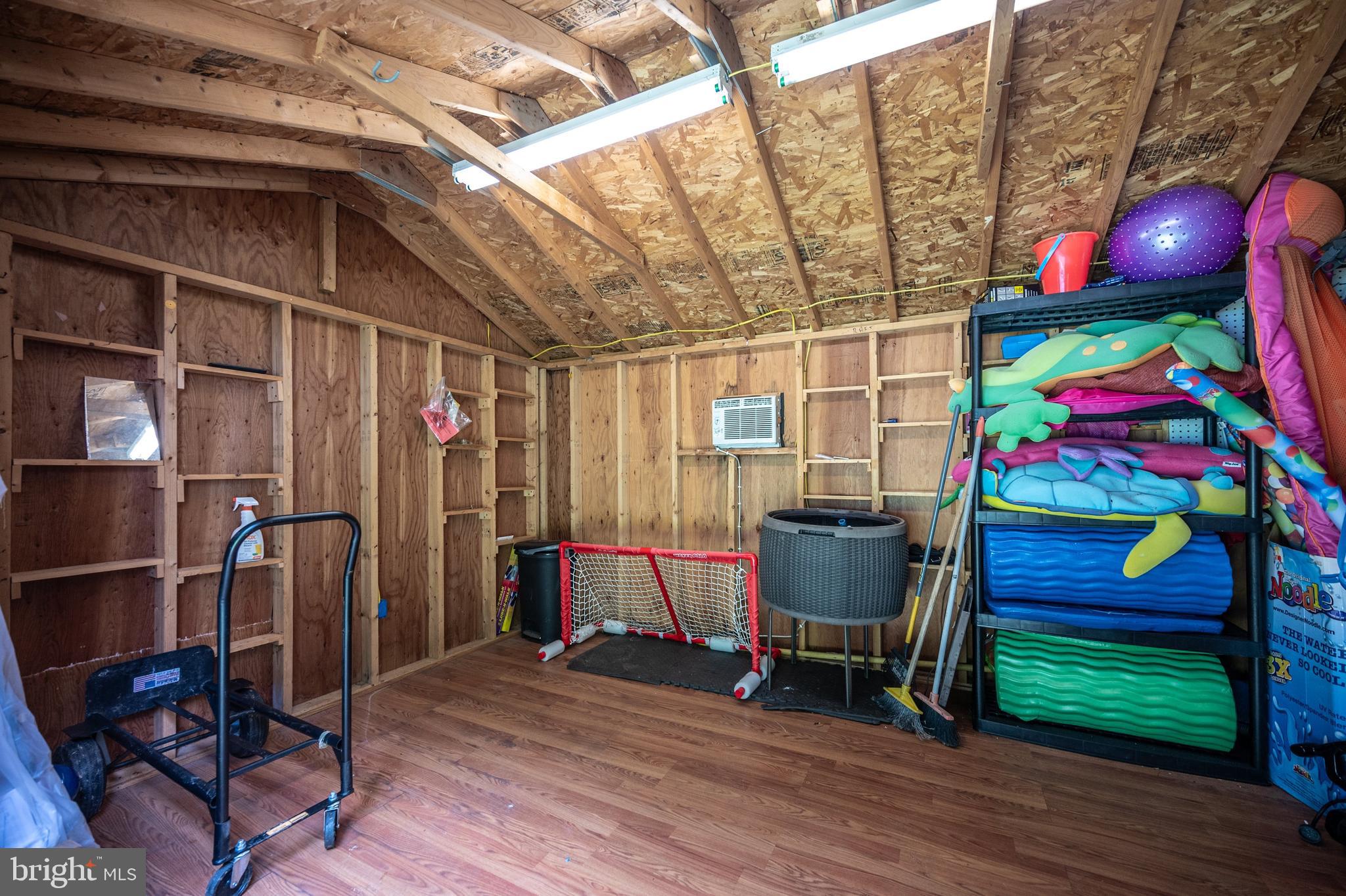 11947 Appling Valley Road Fairfax, VA 22030 - Photo 22 of 27 Gallery Image 22