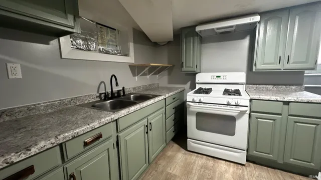 $219,900 | 1011 Benham Court, Elkhart, IN 46516