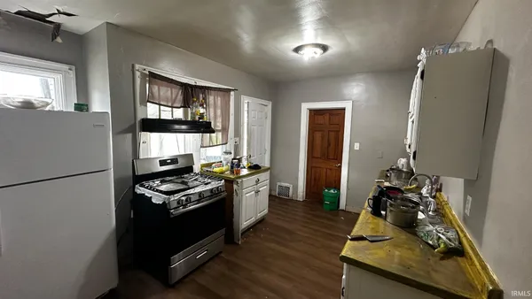 $214,900 | 1011 Benham Court, Elkhart, IN 46516