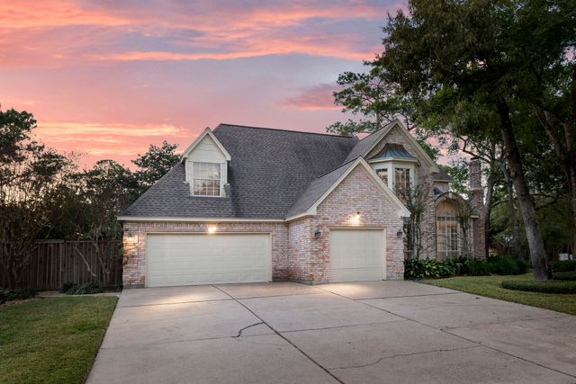 $975,900 | 49 Rolling Links Court, Spring, TX 77380