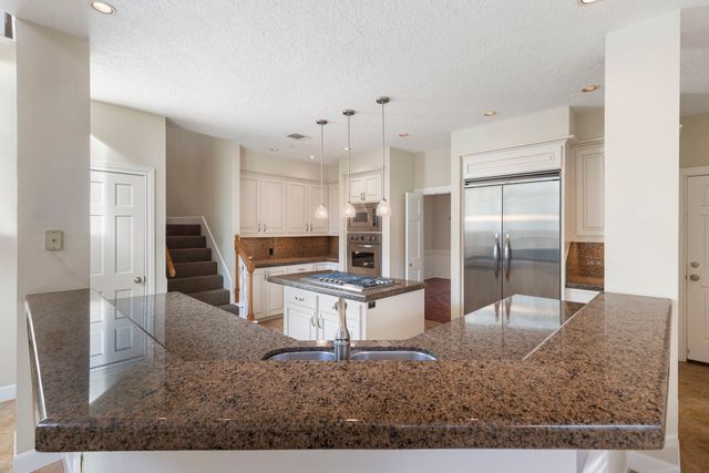 $975,900 | 49 Rolling Links Court, Spring, TX 77380