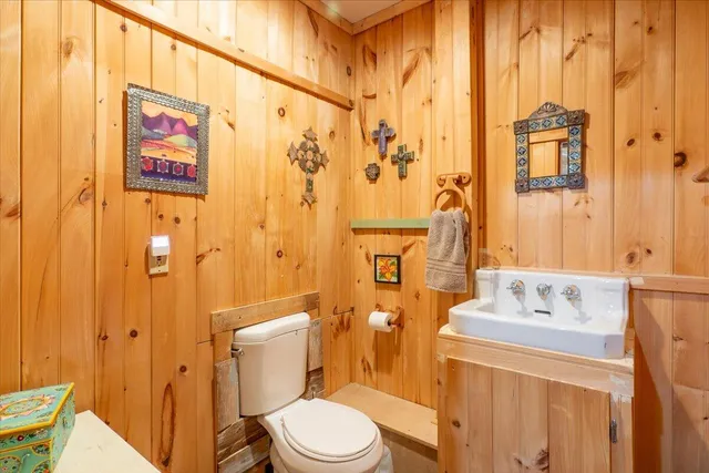 $325,000 | 2910 Burkettville Road, Liberty, ME 04949