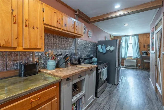 $325,000 | 2910 Burkettville Road, Liberty, ME 04949