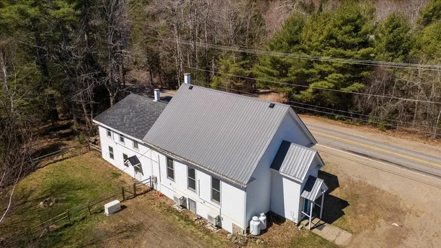 $325,000 | 2910 Burkettville Road, Liberty, ME 04949