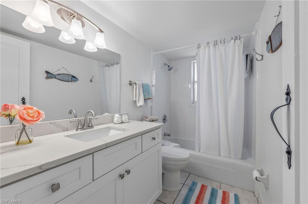 197 Harrison Road, Unit 2 Naples, FL 34112 - Photo 9 of 22 Gallery Image 9