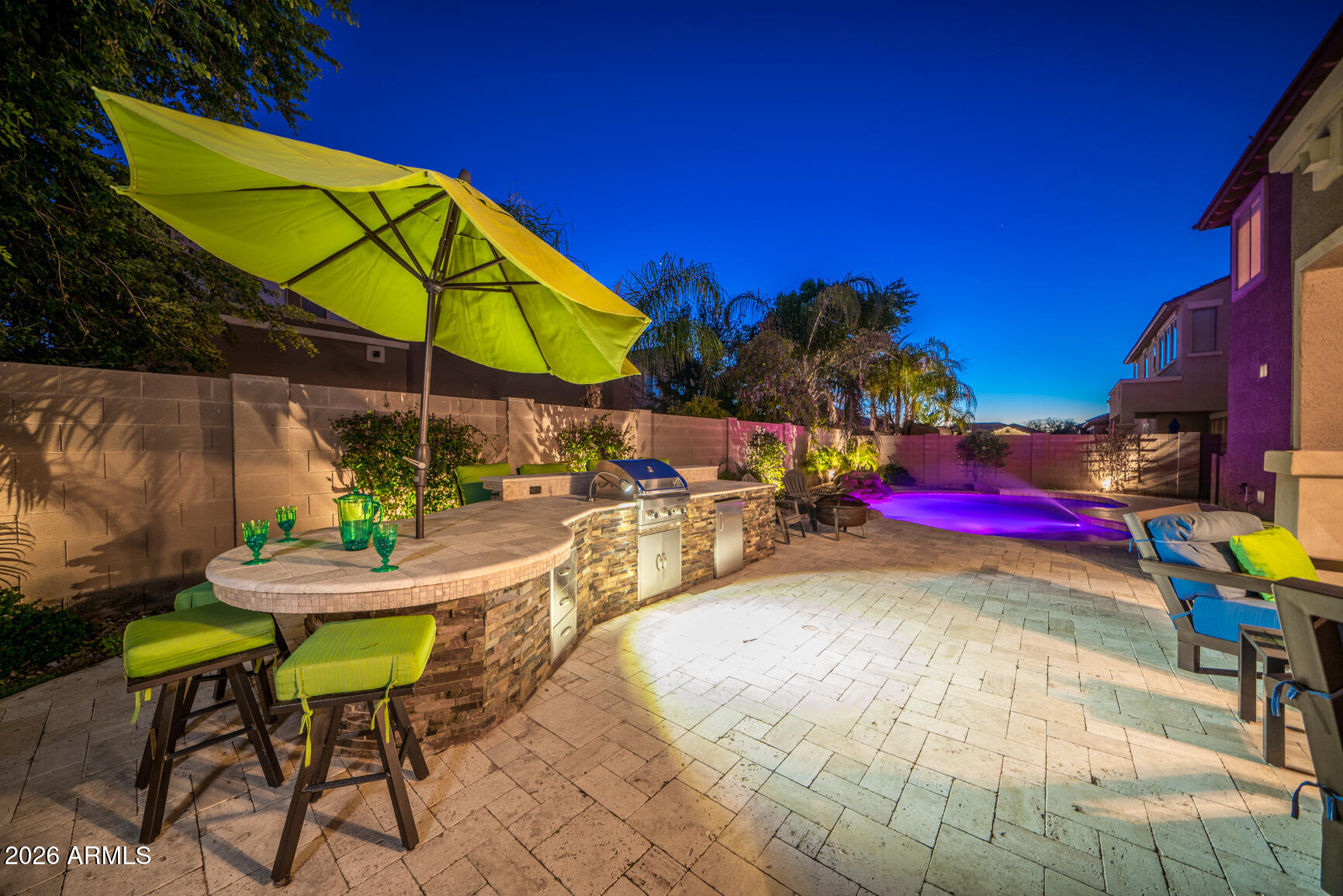 2681 East Hampton Lane Gilbert, AZ 85295 - Photo 60 of 88 a view of a chairs and table in the patio