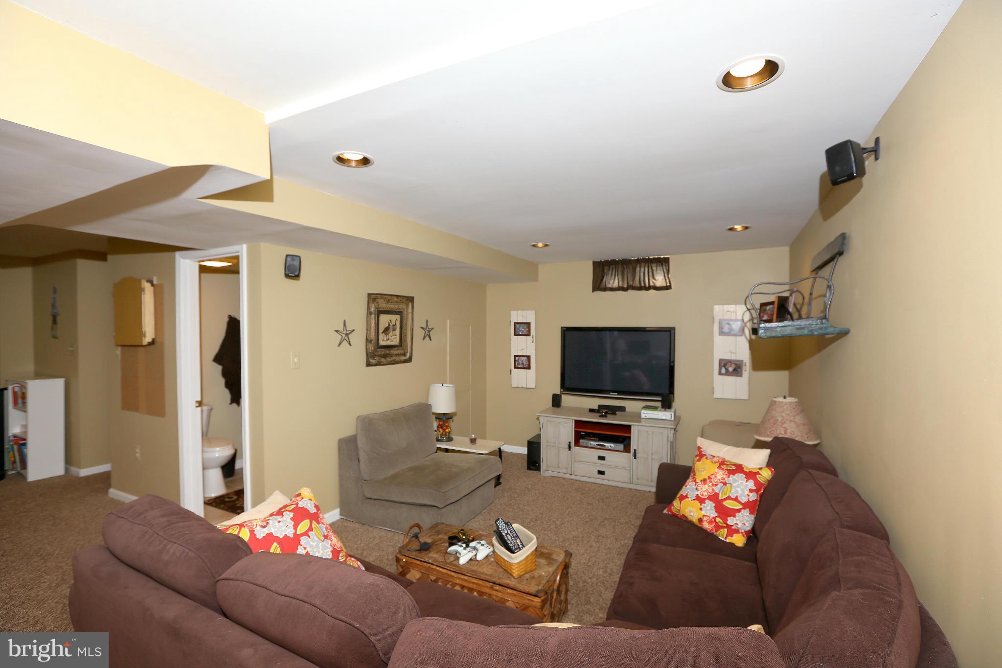 23608 Dixie Ridge Court Gaithersburg, MD 20882 - Photo 26 of 30 Recroom