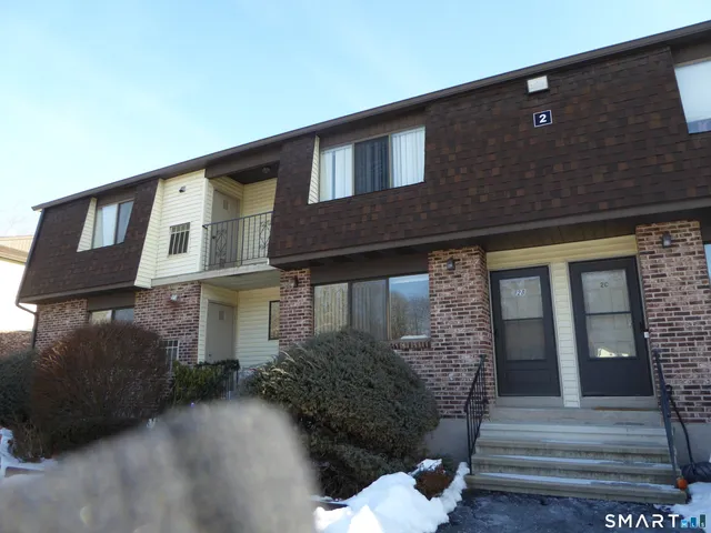 $1,600 | 140 Thompson Street, Unit 2B, East Haven, CT 06513