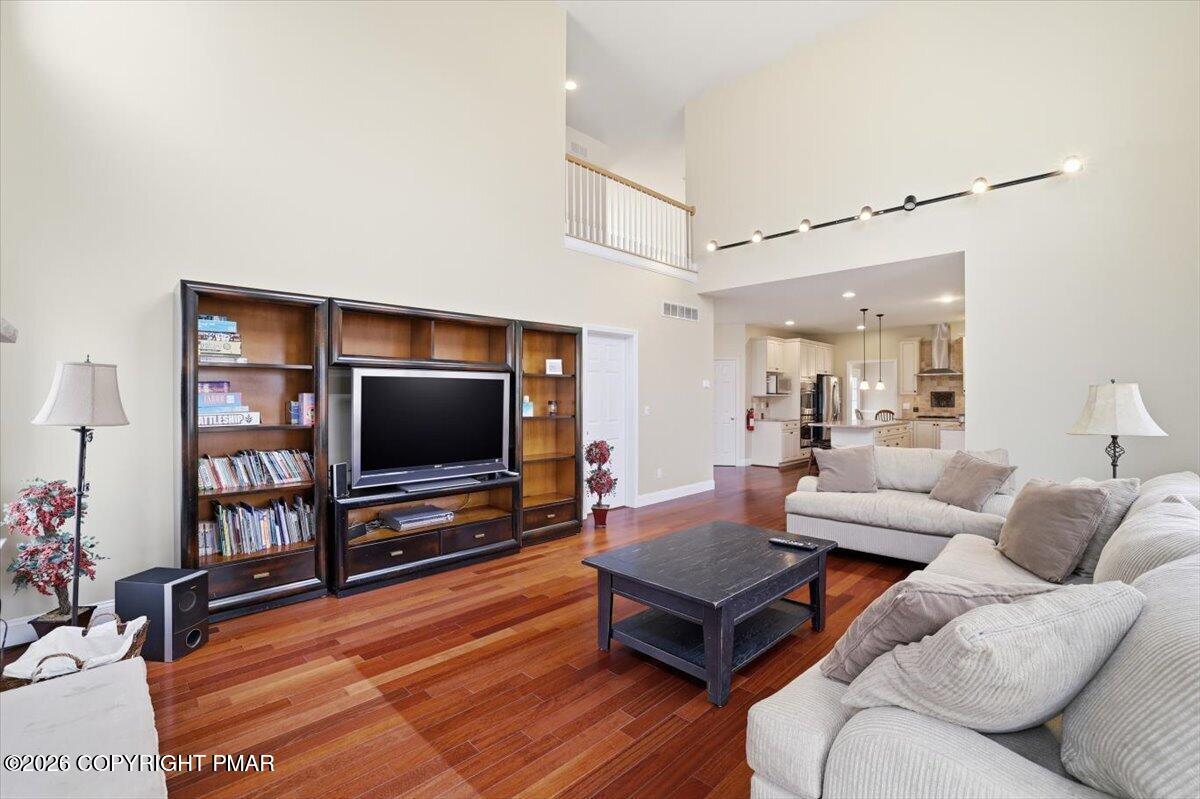 290 Lakeview Road Lackawaxen, PA 18435 - Photo 22 of 79 060-Photo-59