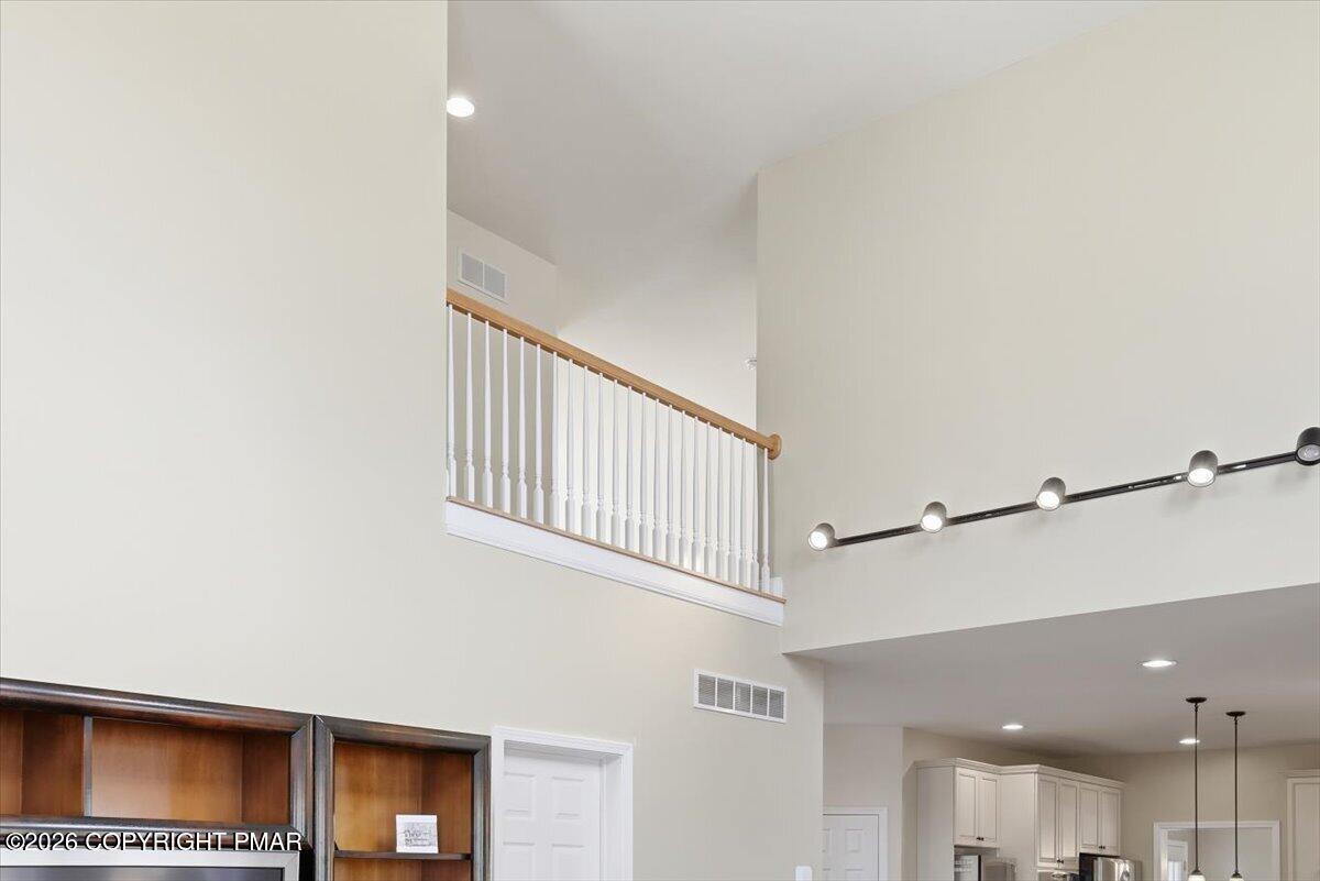 290 Lakeview Road Lackawaxen, PA 18435 - Photo 23 of 79 061-Photo-60