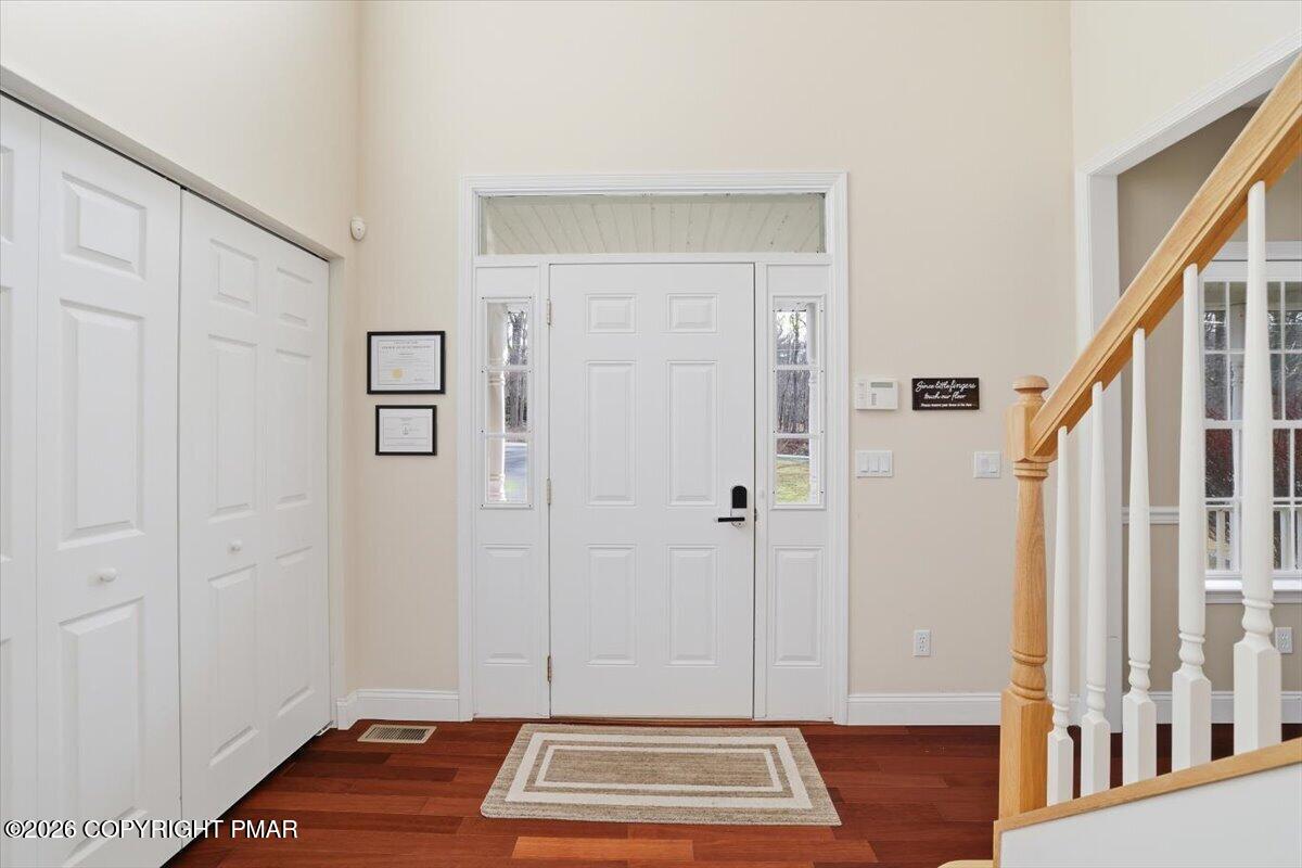 290 Lakeview Road Lackawaxen, PA 18435 - Photo 28 of 79 040-Photo-39