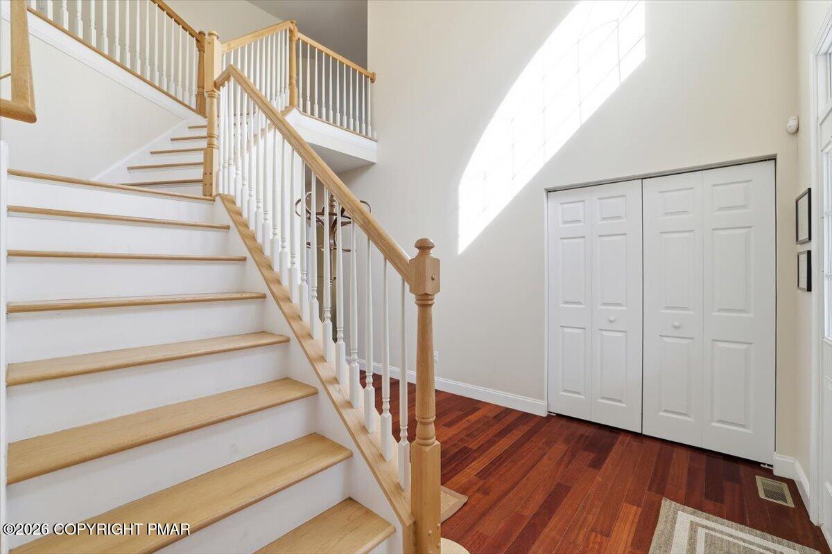 290 Lakeview Road Lackawaxen, PA 18435 - Photo 29 of 79 042-Photo-41