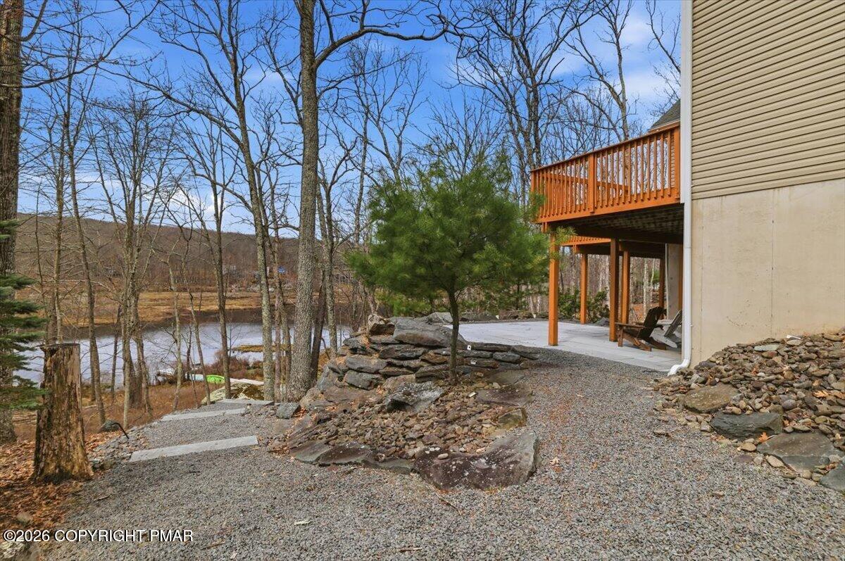 290 Lakeview Road Lackawaxen, PA 18435 - Photo 3 of 79 012-Photo-11