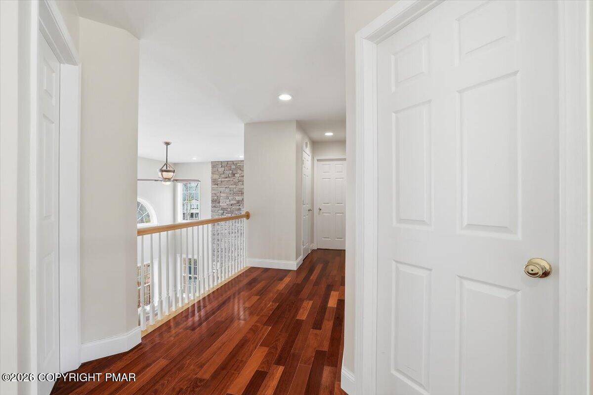 290 Lakeview Road Lackawaxen, PA 18435 - Photo 31 of 79 069-Photo-68