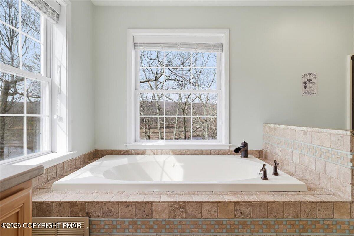 290 Lakeview Road Lackawaxen, PA 18435 - Photo 38 of 79 079-Photo-78