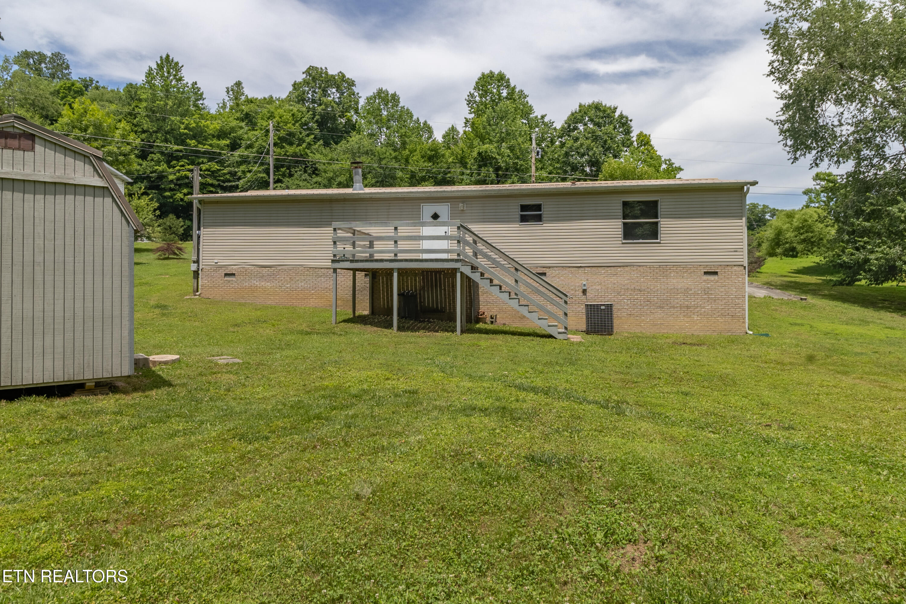 159 Cutters Lane Clinton, TN 37716 - Photo 31 of 34 _D5A8503-HDR