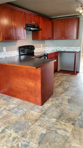 $1,900 | 4856 Naomi Avenue, Tracyton, WA 98311