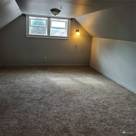 $1,900 | 4856 Naomi Avenue, Tracyton, WA 98311