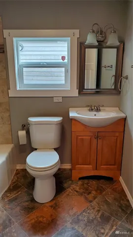 $1,900 | 4856 Naomi Avenue, Tracyton, WA 98311