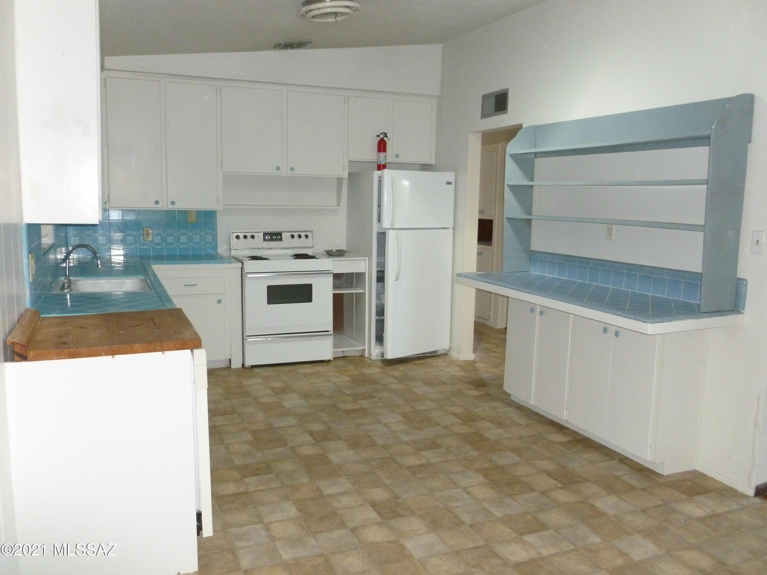 671 East Post Road Benson, AZ 85602 - Photo 8 of 27 Gallery Image 8