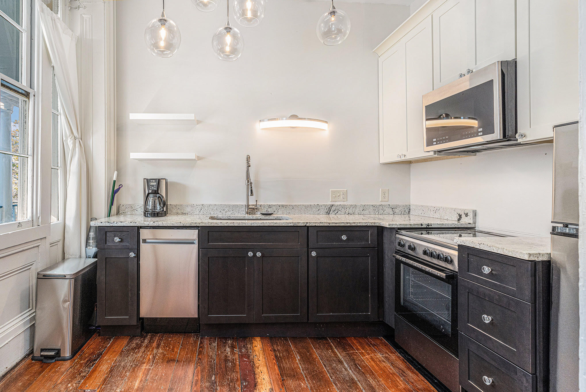 53 Hasell Street, Unit H Charleston, SC 29401 - Photo 10 of 21 Hasell 8