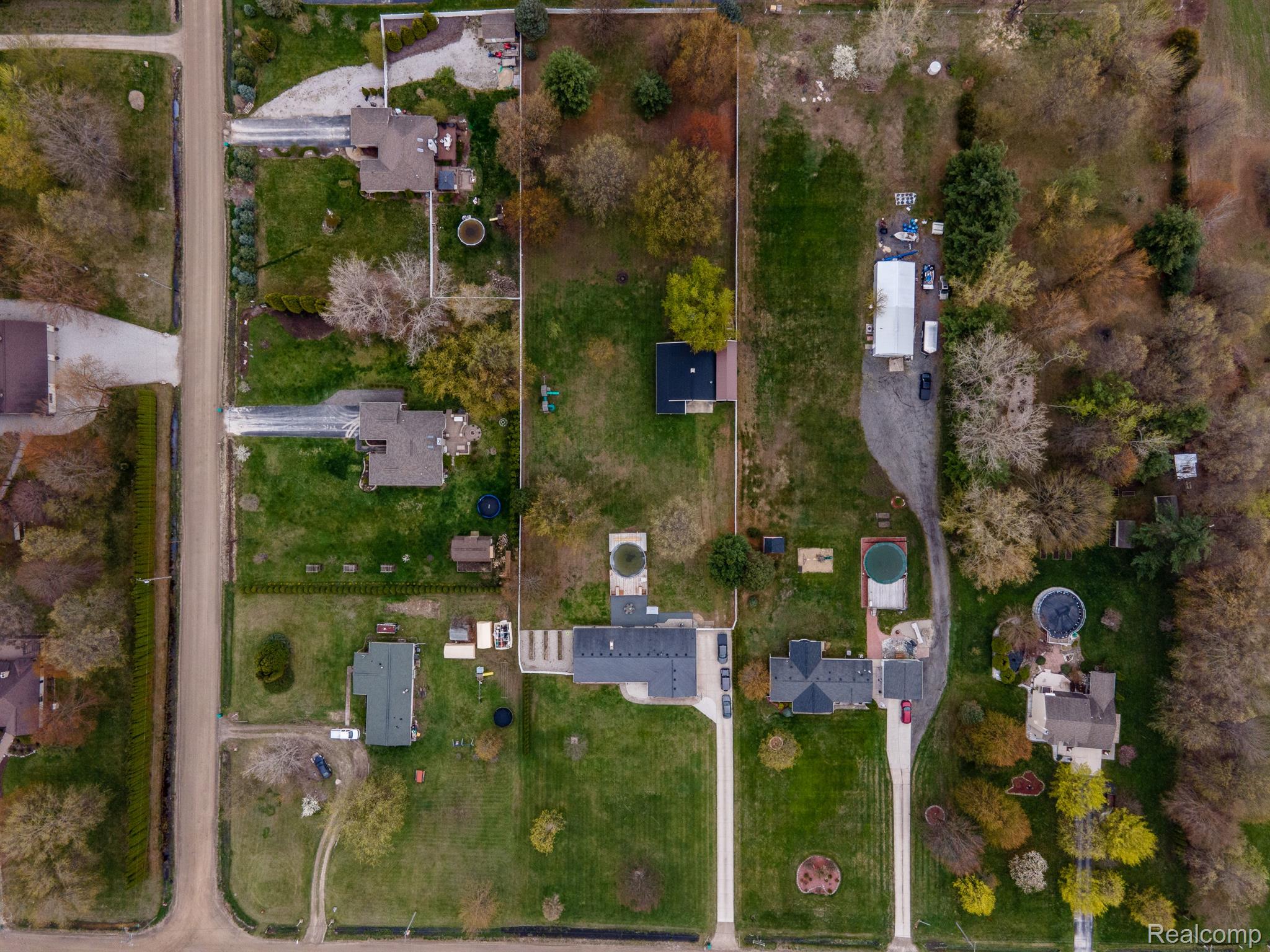 35294 Ash Road New Boston, MI 48164 - Photo 44 of 49 Gallery Image 44
