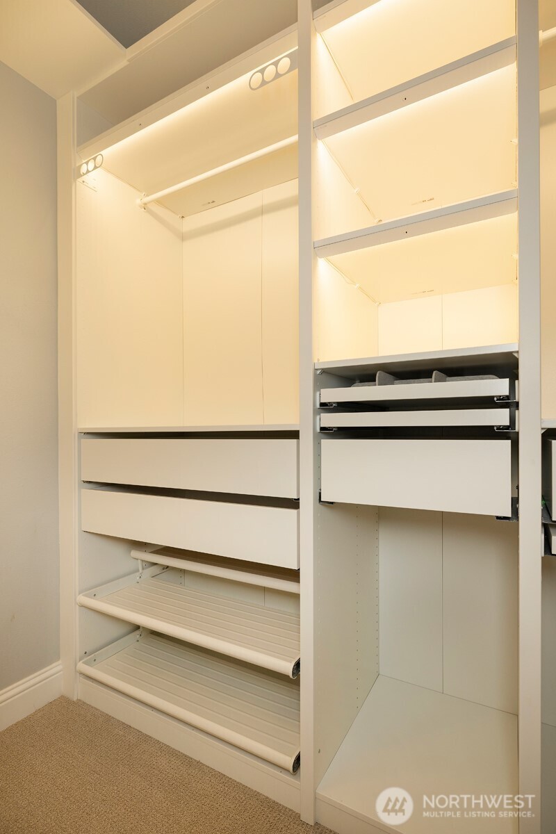 3422 35th Avenue West Seattle, WA 98199 - Photo 20 of 40