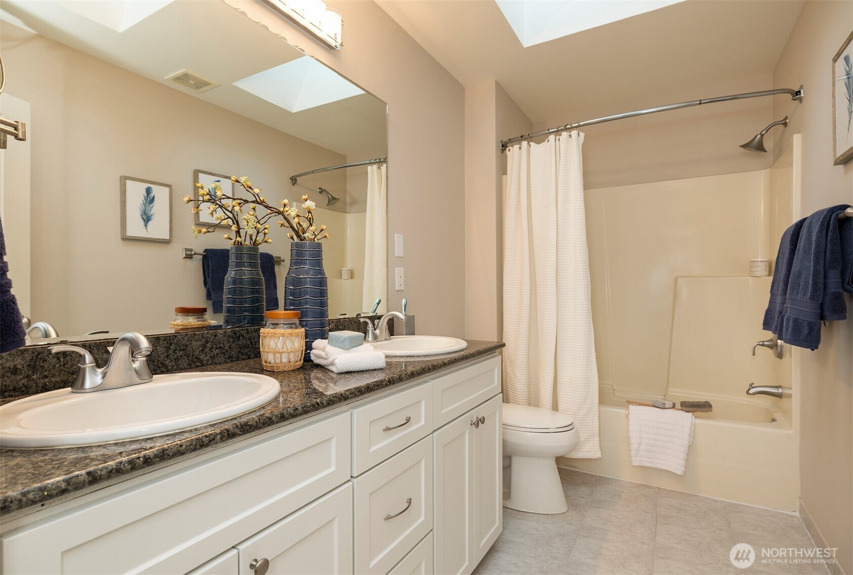 3422 35th Avenue West Seattle, WA 98199 - Photo 33 of 40