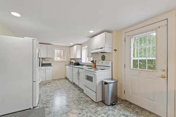 $749,500 | 13 Quest Avenue, Sebago, ME 04029