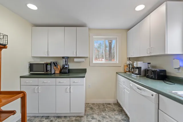 $749,500 | 13 Quest Avenue, Sebago, ME 04029