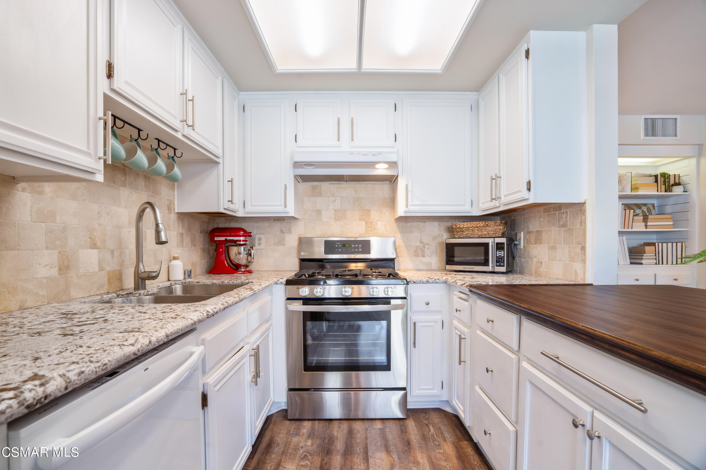 3922 Cochran Street, Unit 24 Simi Valley, CA 93063 - Photo 12 of 43 Lori Cochran-12