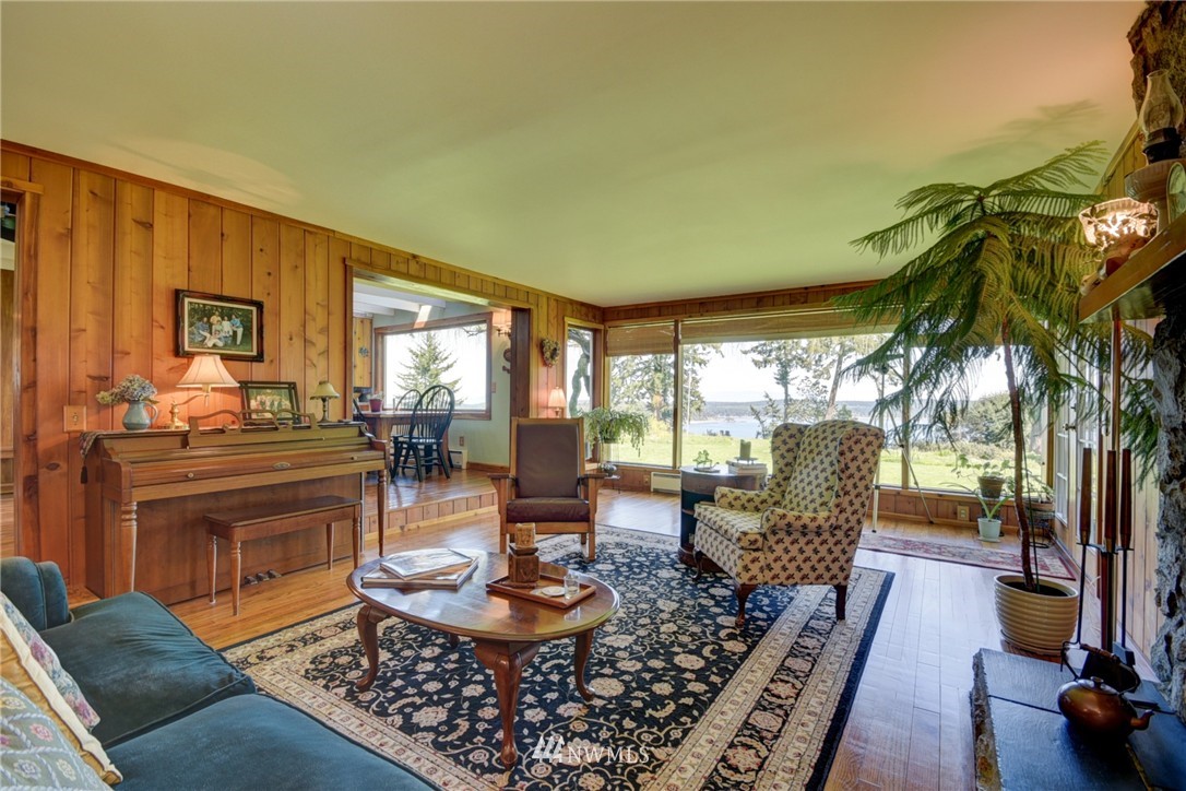 4808 Jones Road Oak Harbor, WA 98277 - Photo 6 of 25 Gallery Image 6