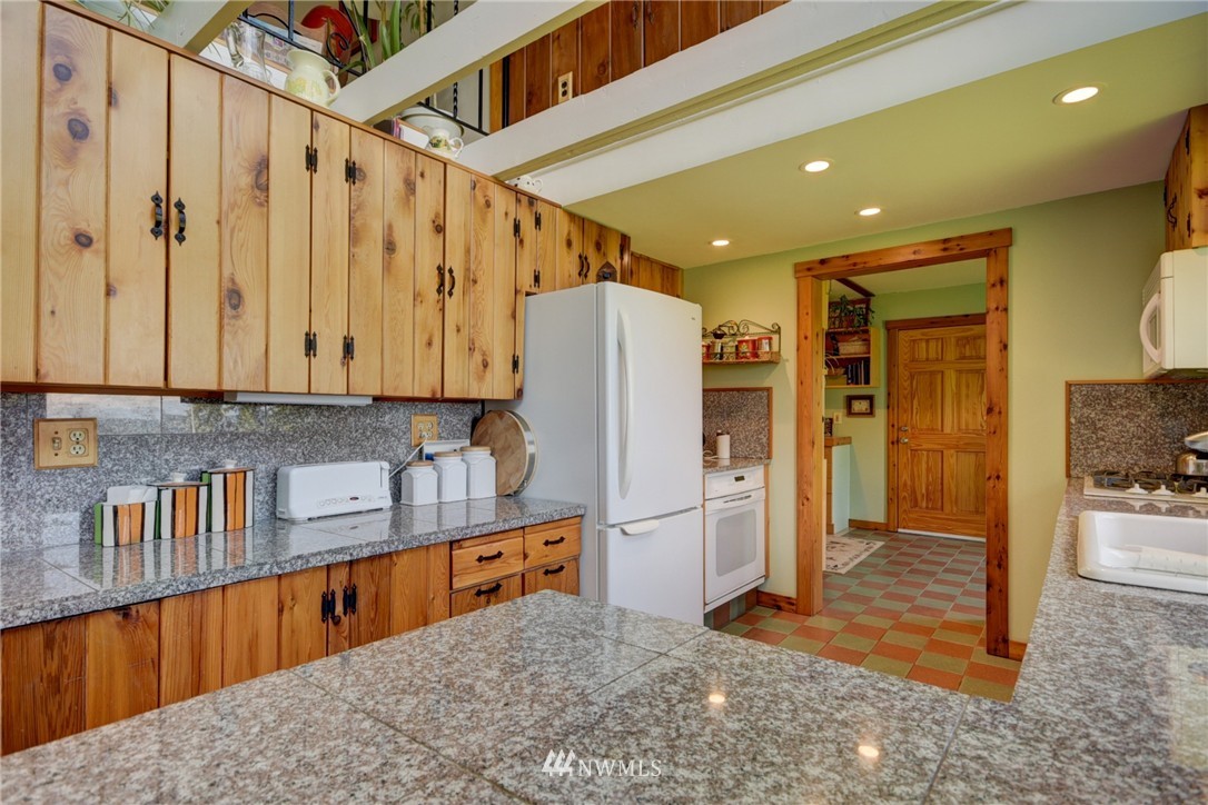 4808 Jones Road Oak Harbor, WA 98277 - Photo 8 of 25 Gallery Image 8