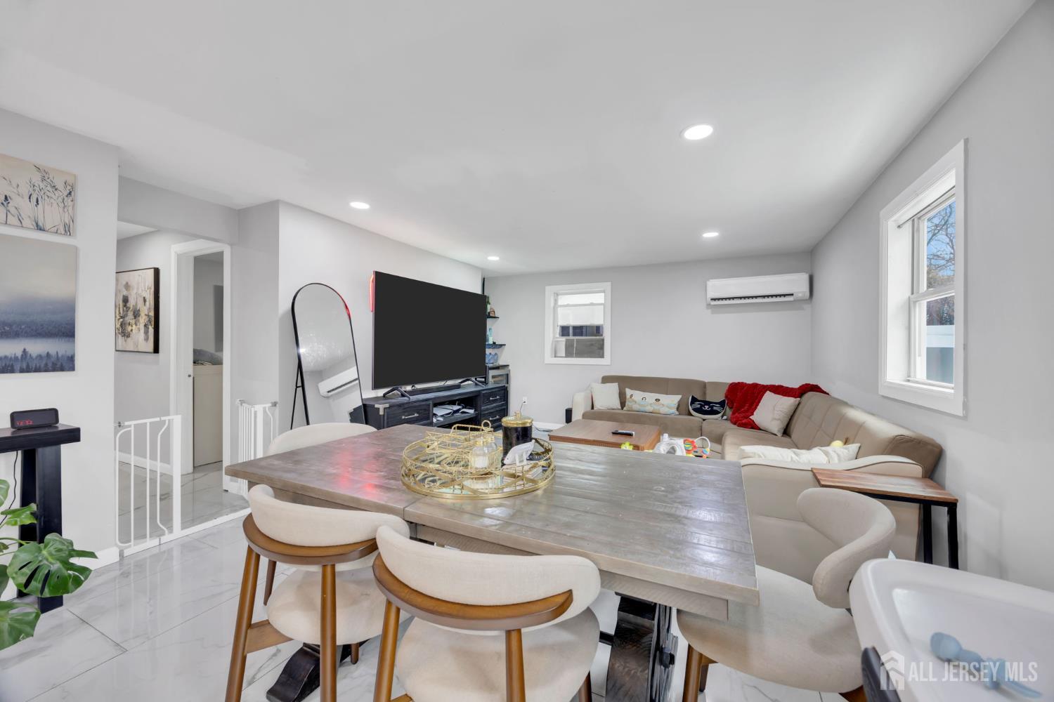 241 Orange Street Dunellen, NJ 08812 - Photo 7 of 31