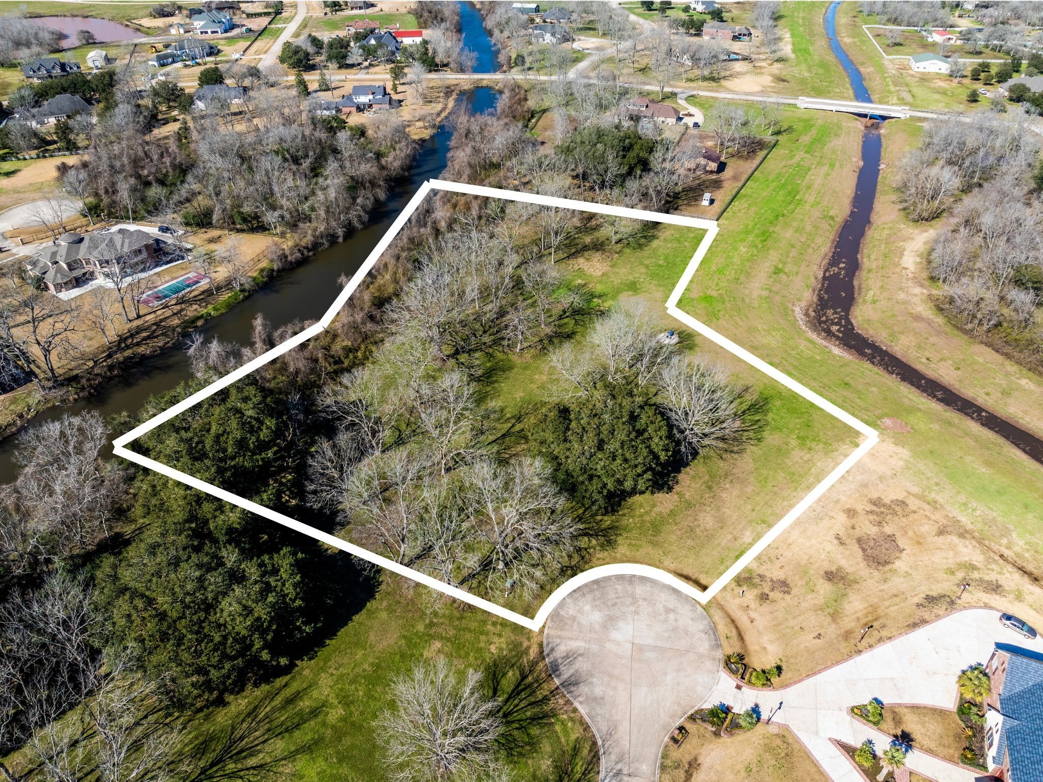 Welcome to 606 Oyster Shell Ct. This 4+ acre lot is ready for your dream home