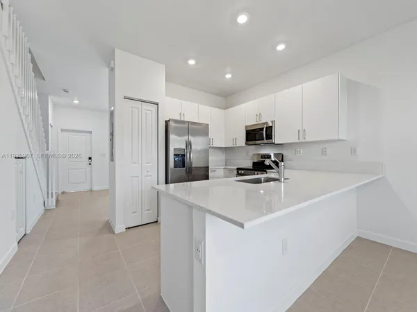 $2,500 | 1521 Southeast 27th Street, Homestead, FL 33035