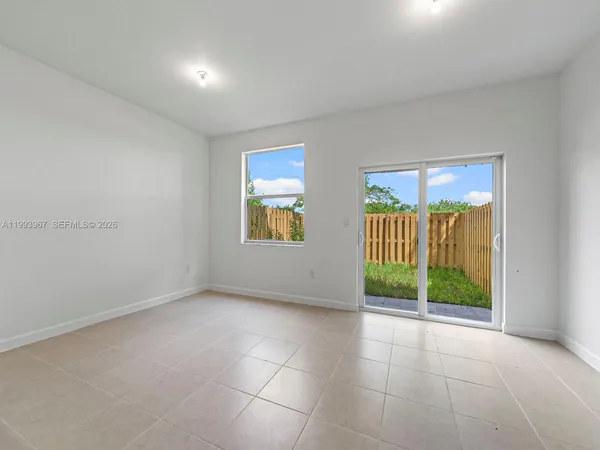 $2,500 | 1521 Southeast 27th Street, Homestead, FL 33035