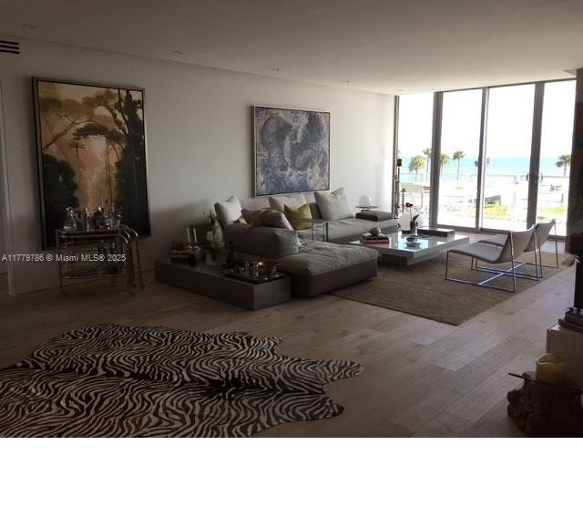 350 Ocean Drive, Unit 304N Key Biscayne, FL 33149 - Photo 17 of 69 Living room with direct ocean view