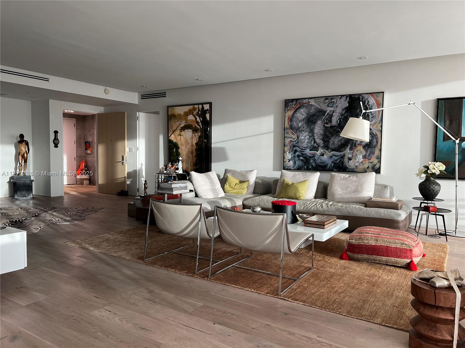 350 Ocean Drive, Unit 304N Key Biscayne, FL 33149 - Photo 19 of 69 sitting area