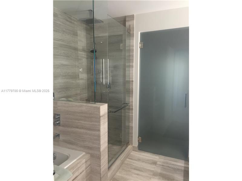 350 Ocean Drive, Unit 304N Key Biscayne, FL 33149 - Photo 31 of 69 Master Bathroom shower/jaccuzzi