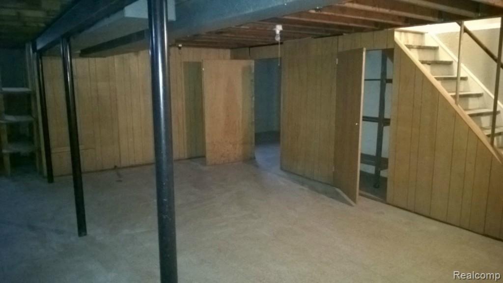 25051 Rubin Road Warren, MI 48089 - Photo 14 of 15 WP_20150108_017.jpg