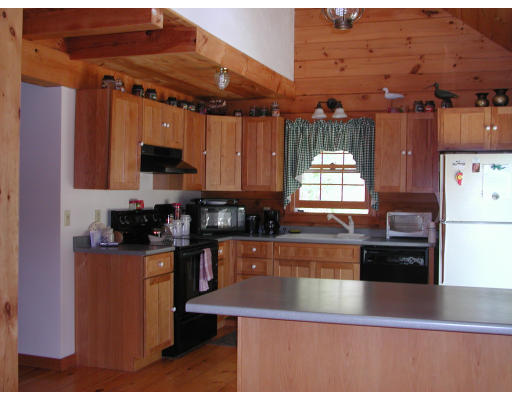 148 Gould Road Charlton, MA 01507 - Photo 7 of 21 Gallery Image 7
