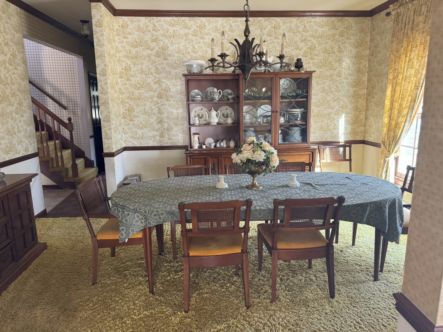 17N753 Widmayer Road Hampshire, IL 60140 - Photo 7 of 30 a dining room with furniture and wooden floor