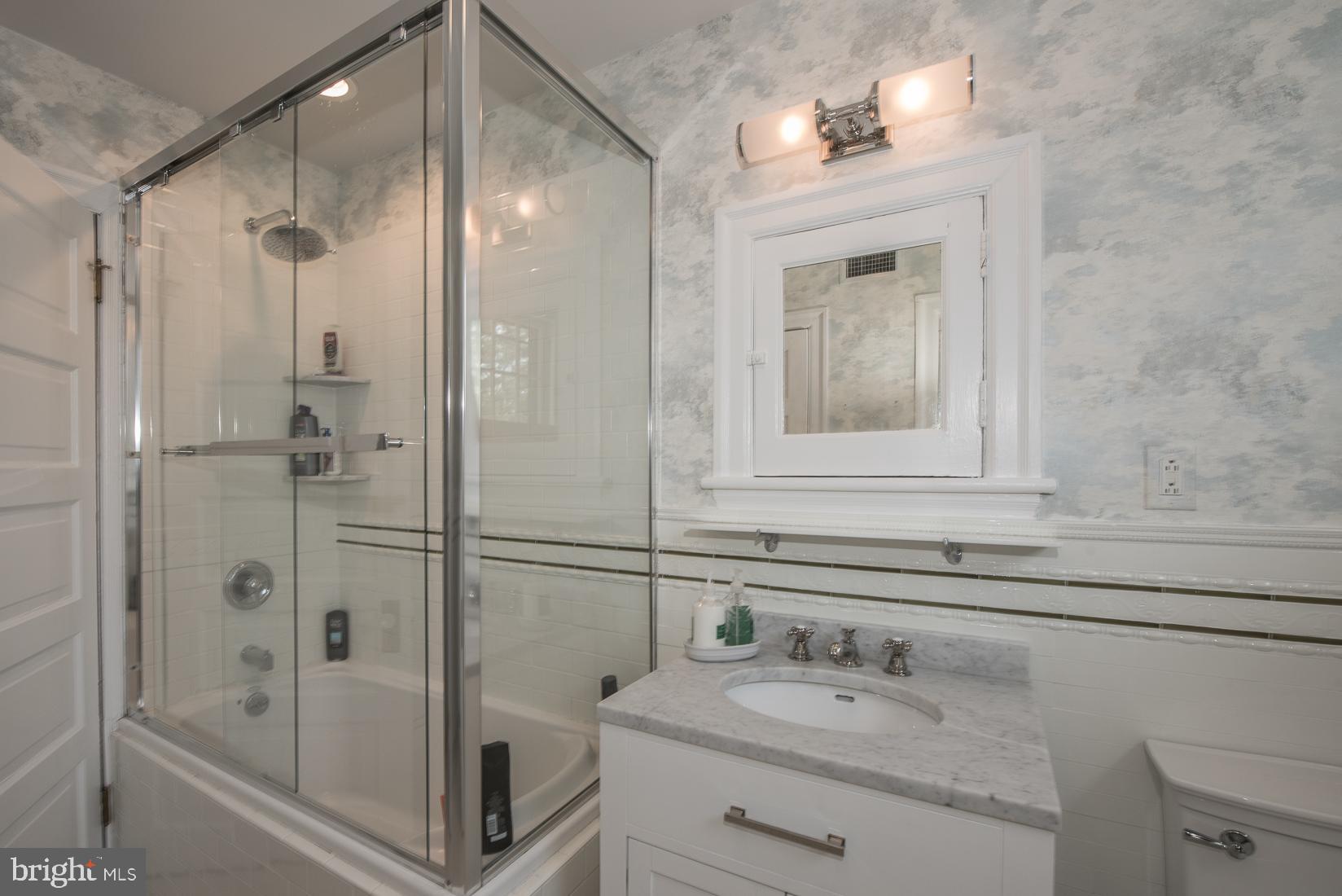 530 Manor Road Wynnewood, PA 19096 - Photo 26 of 43 Hall Bath